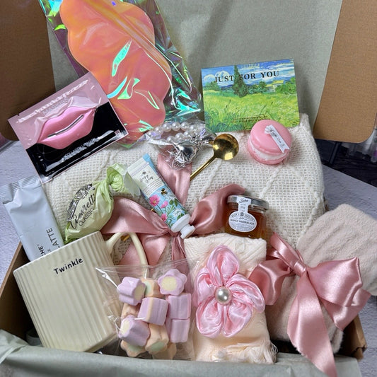 Cozy Glow Gift Box ✨